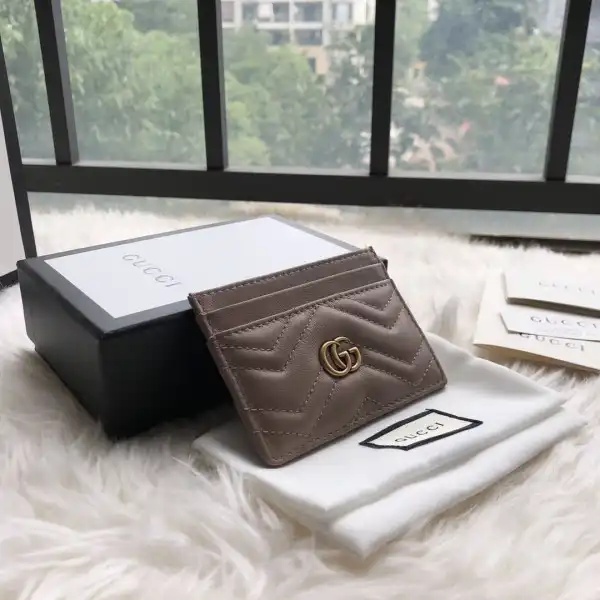 GUCCI MARMONT CARD CASE 0122