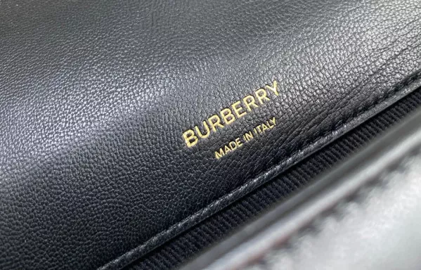 OldCobbler BURBERRY MEDIUM Lola Bag 0121