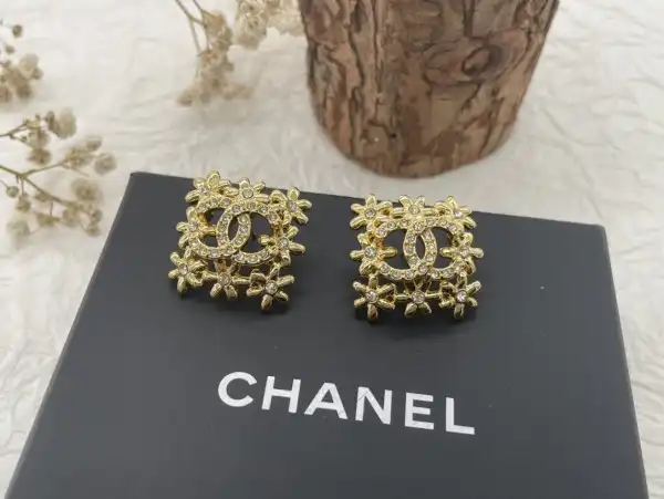 OldCobbler CHANEL EARRINGS 0131