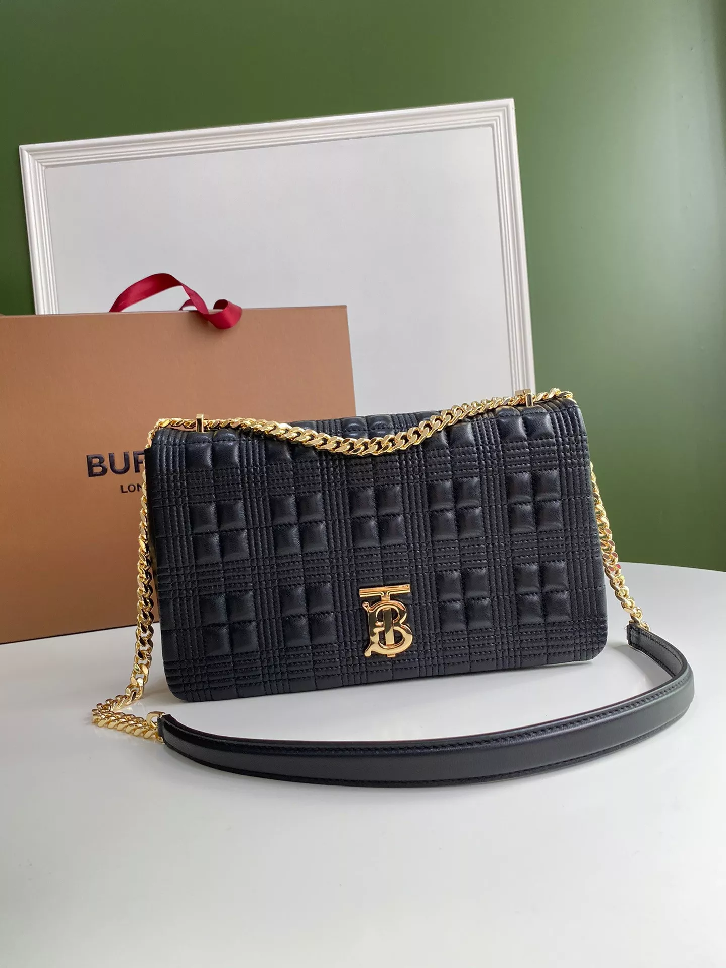 OldCobbler BURBERRY MEDIUM Lola Bag 0121