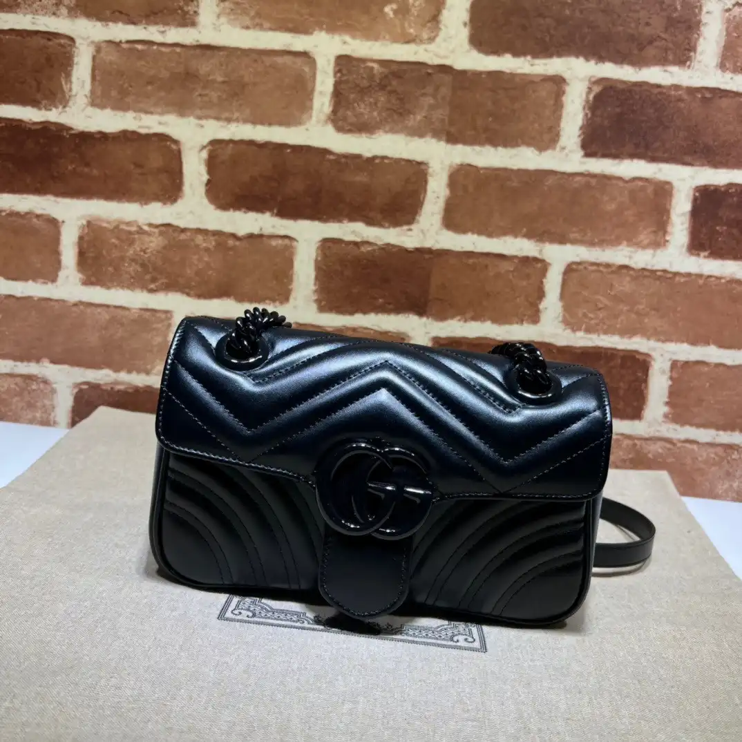 OldCobbler GUCCI GG Marmont 22CM 0122