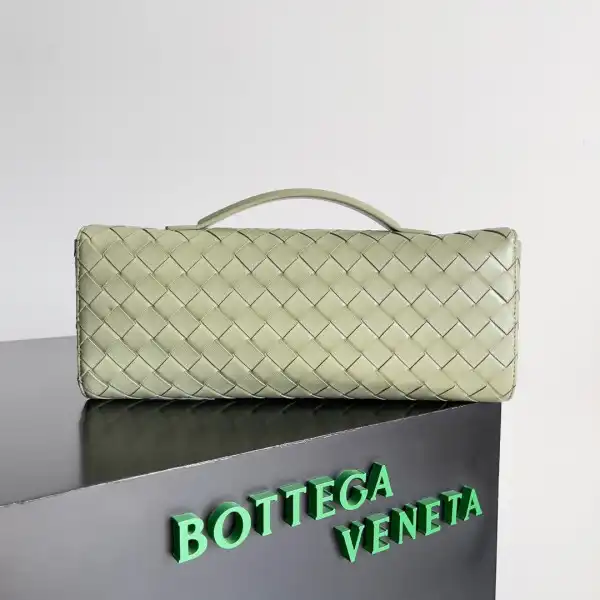 OldCobbler BOTTEGA VENETA Long CHANELutch Andiamo With Handle 0123