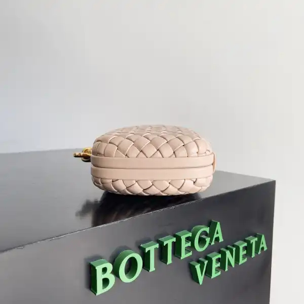 OldCobbler BOTTEGA VENETA Knot Minaudiere-20-12-5.5cm 0123