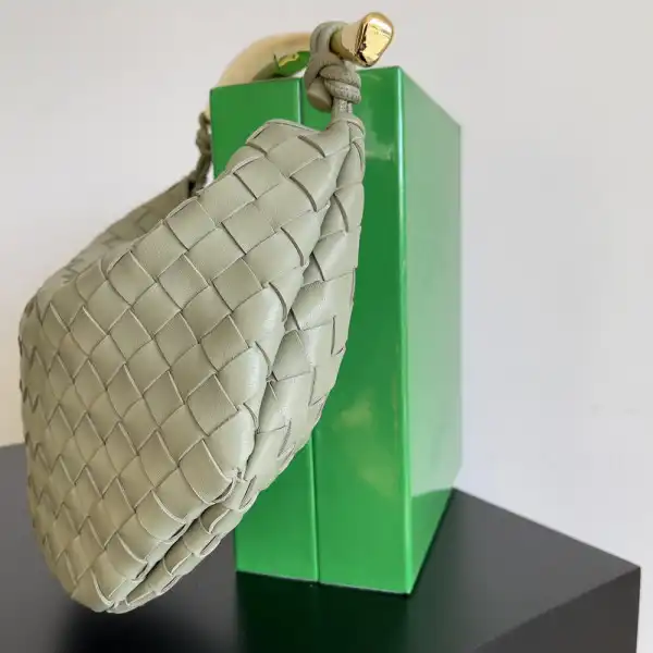 OldCobbler BOTTEGA VENETA  CHANELASSIC Sardine Top Handle Bag 0130