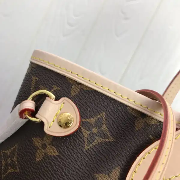 OldCobbler LOUIS VUITTON NEVERFULL PM 0126