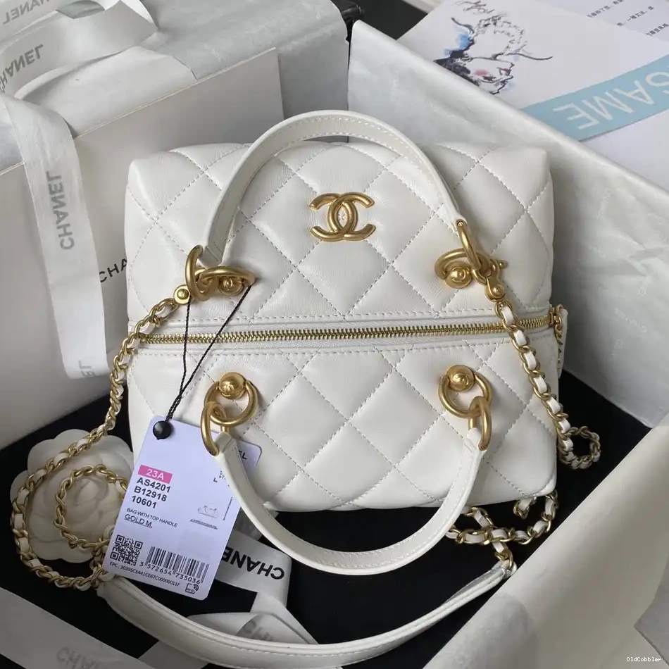 OldCobbler CHANEL BAG WITH TOP  HANDLE 0213