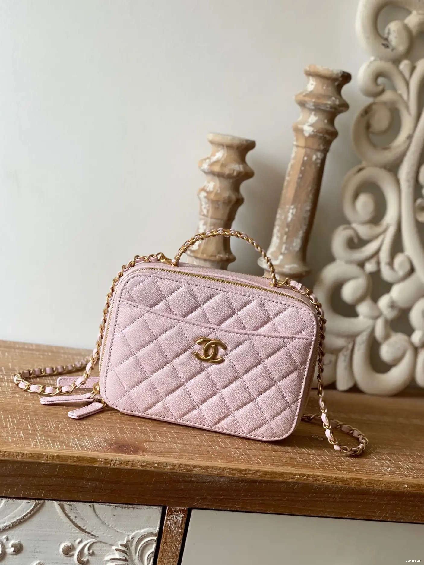 OldCobbler CHANEL VANITY CASE 0221