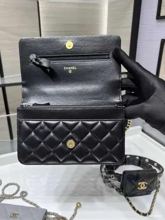 OldCobbler CHANEL WALLET 0221