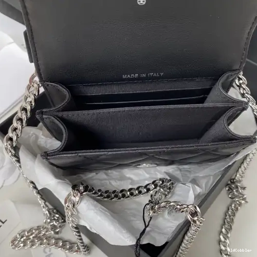 OldCobbler CHANELUTCH CHAIN WITH CHANEL 0216