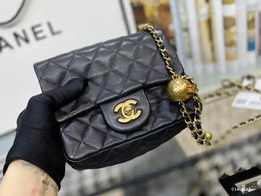 OldCobbler CHANEL MINI FLAP BAG 0226