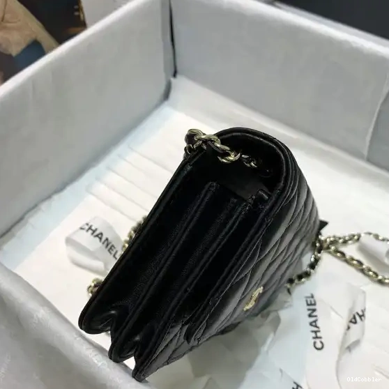 OldCobbler ON WALLET CHAIN MINI CHANEL 0222