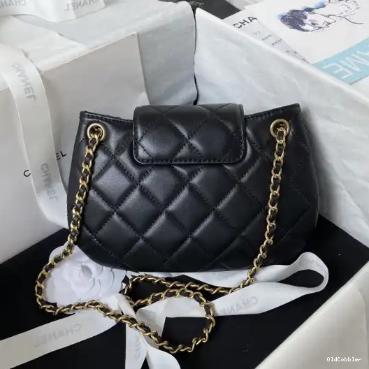 OldCobbler CHANEL MESSENGER BAG SMALL 0218