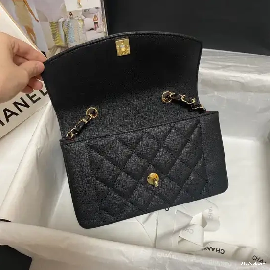 OldCobbler CHANEL FLAP BAG 0207