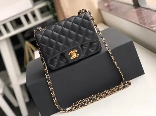 OldCobbler BAG FLAP 17CM CHANEL 0222