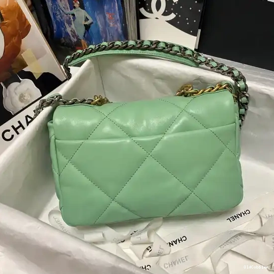 OldCobbler CHANEL 19 BAG FLAP 0227