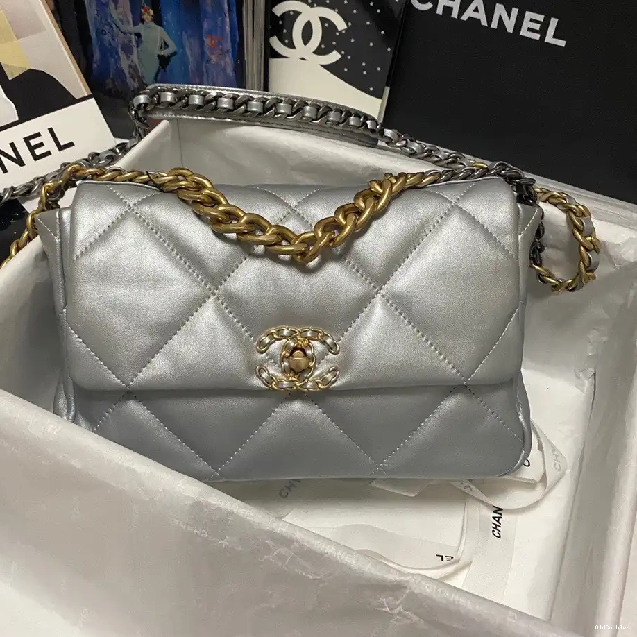 OldCobbler FLAP CHANEL BAG 19 0228