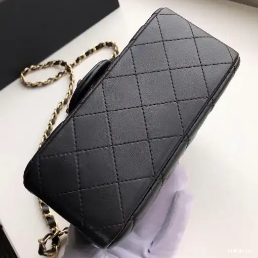 OldCobbler BAG FLAP 17CM CHANEL 0222