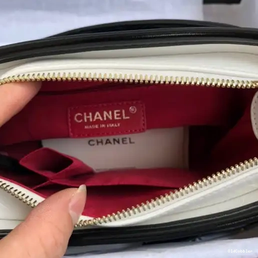 OldCobbler CHANEL BAG SMALL HOBO GABRIELLE 0208