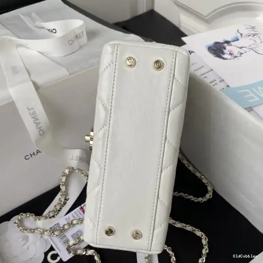 OldCobbler CHANEL SMALL BOX BAG 0223