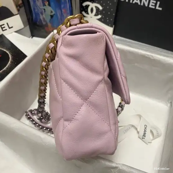 OldCobbler 19 CHANEL FLAP BAG 0212