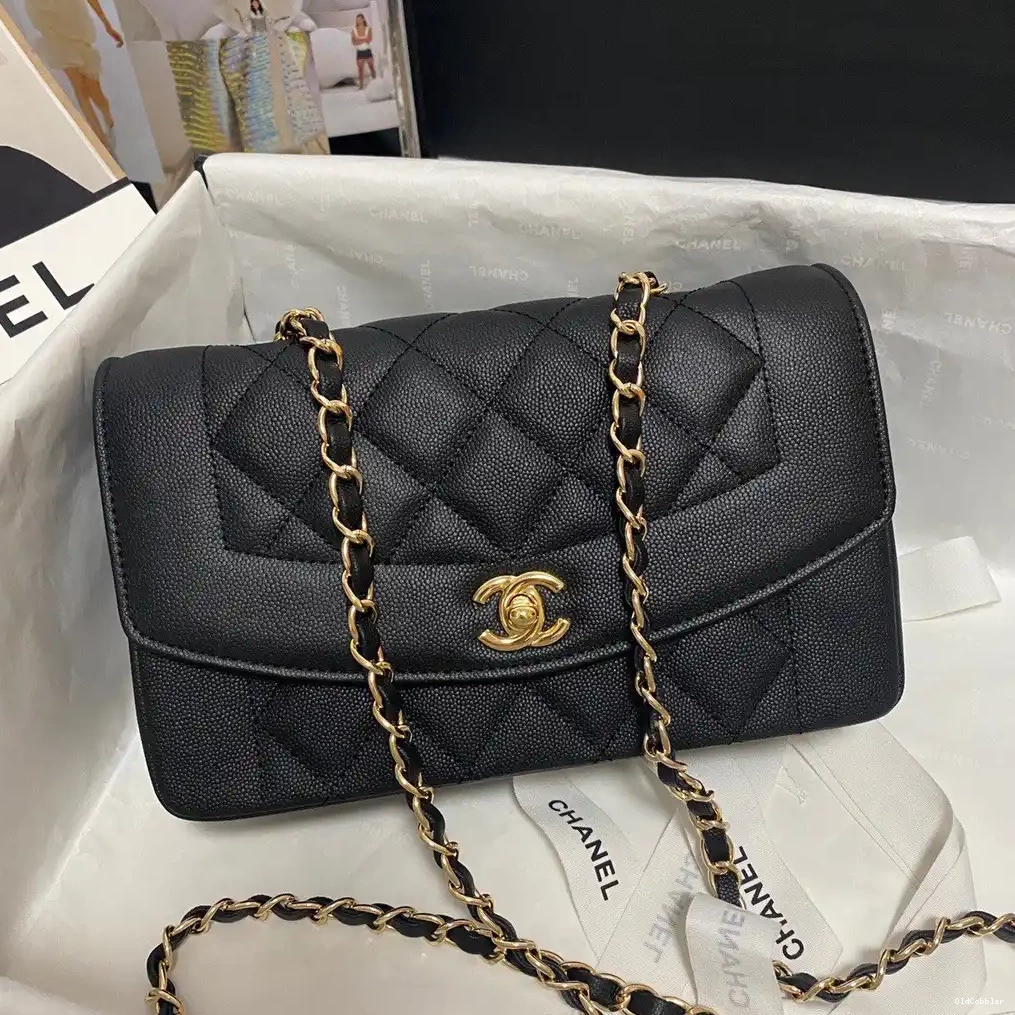 OldCobbler CHANEL FLAP BAG 0207