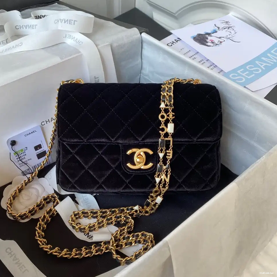 OldCobbler CHANEL FLAP BAG SMALL 0214