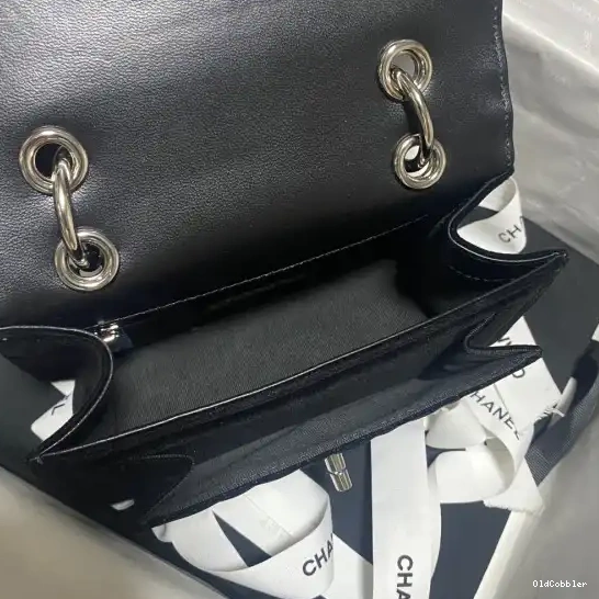 OldCobbler CHANEL MINI BAG FLAP 0227