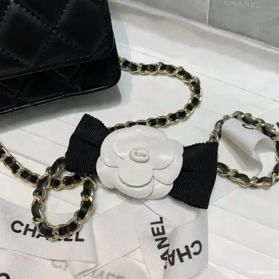 OldCobbler ON WALLET CHAIN MINI CHANEL 0222