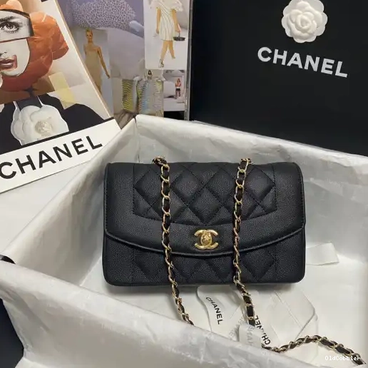 OldCobbler CHANEL FLAP BAG 0207