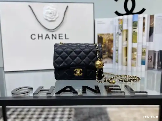 OldCobbler CHANEL MINI FLAP BAG 0226