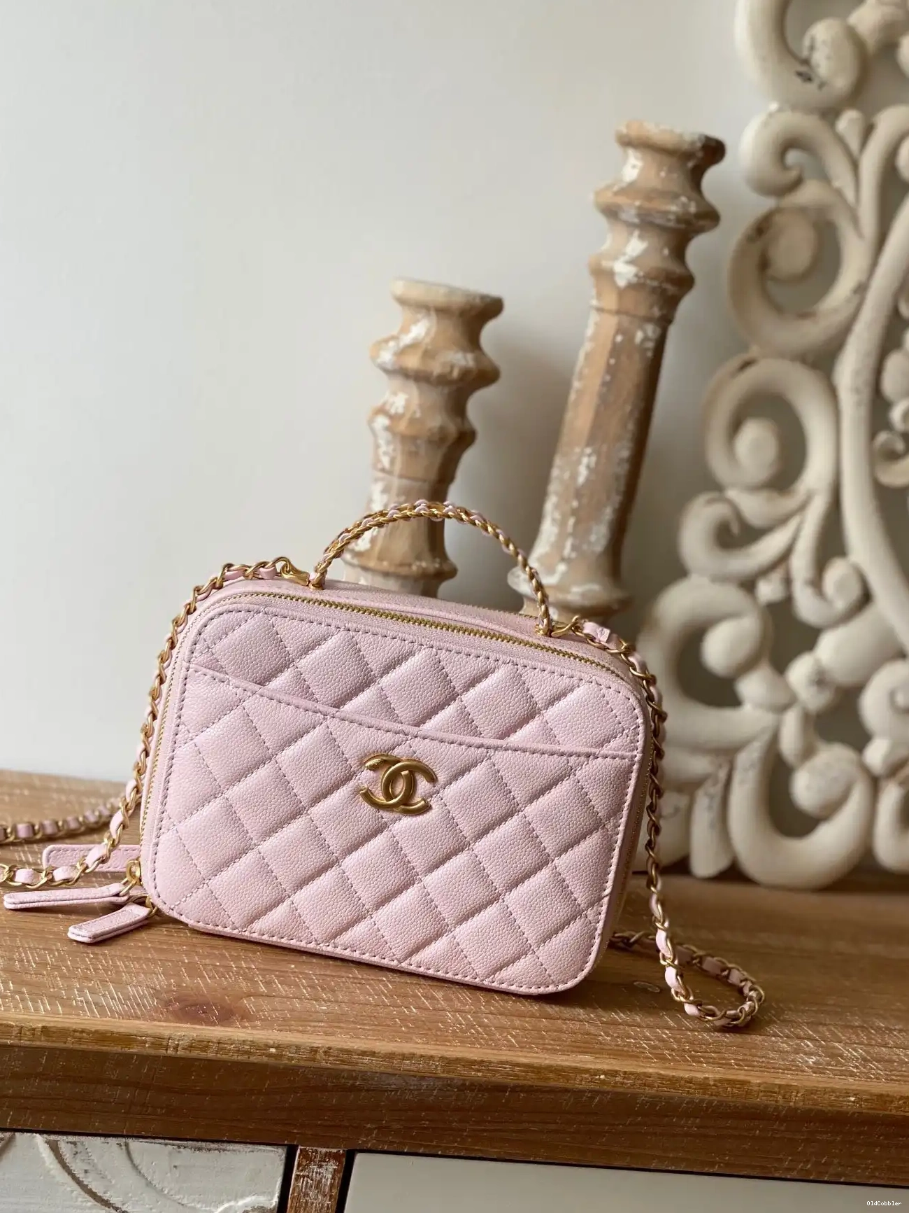 OldCobbler CHANEL VANITY CASE 0221