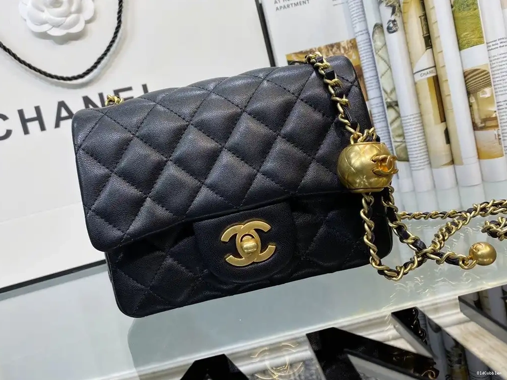 OldCobbler CHANEL MINI FLAP BAG 0226