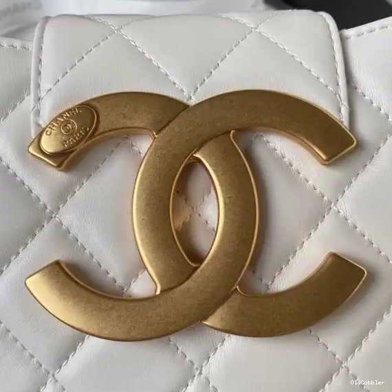 OldCobbler MESSENGER SMALL CHANEL BAG 0213