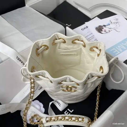 OldCobbler CHANEL SMALL BAG BUCKET 0228