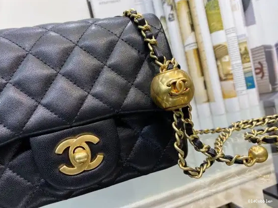 OldCobbler CHANEL MINI FLAP BAG 0226