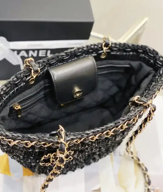 OldCobbler SHOPPING SMALL CHANEL BAG 0226