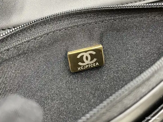 OldCobbler CHANEL WALLET 0301