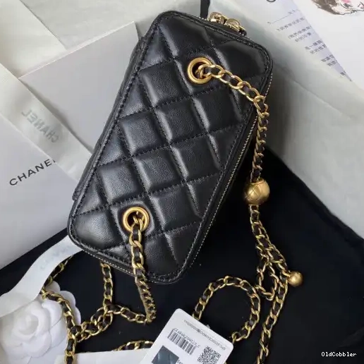 OldCobbler WITH CHANELUTCH CHANEL CHAIN 0302